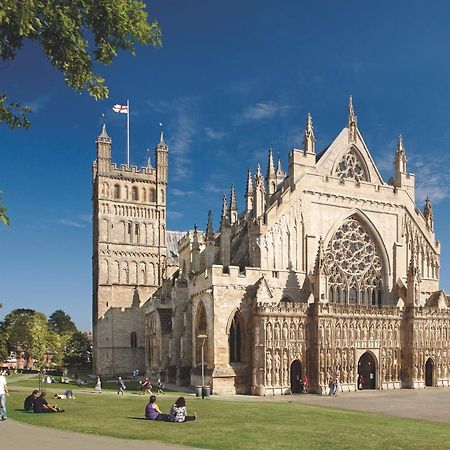 Half Price Offer - Exeter City Apartment Buitenkant foto