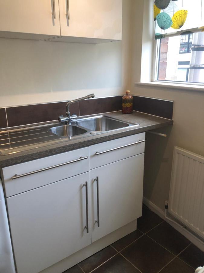 Half Price Offer - Exeter City Apartment Buitenkant foto